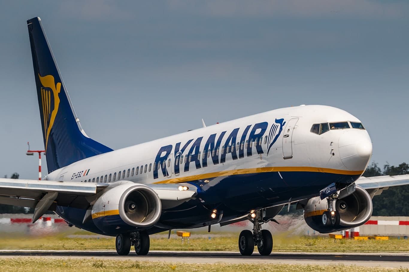 Can Ryanair’s debt-free balance sheet boost its low-cost edge?